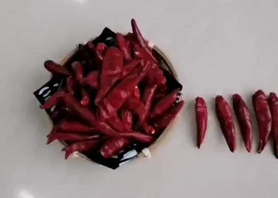 20000SHU κινεζική ξηρά κόκκινη υγρασία πιπεριών 12% τσίλι με το μίσχο